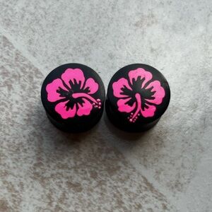 Horn Plugs with Hot Pink Hibiscus design 3/4” 19mm